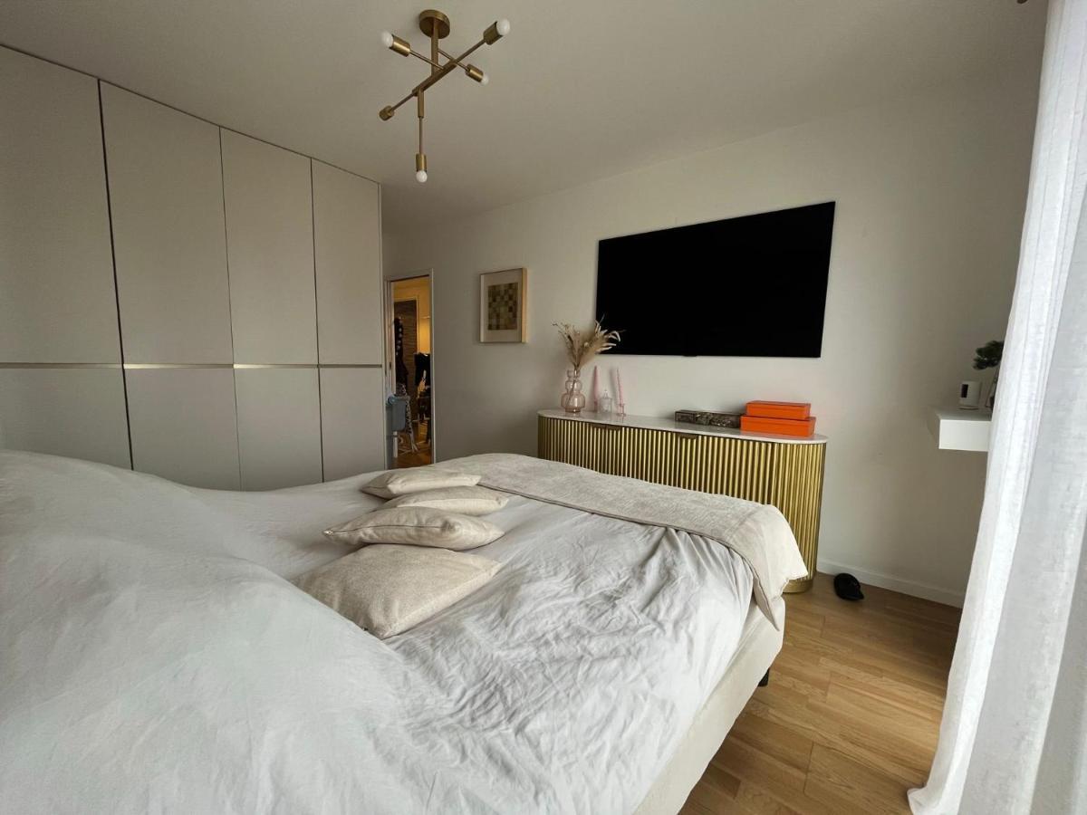 Appartement Luxueux Climatise Avec Terrasse, 6 Couchages - 17Eme Arrondissement De Paris Clichy Eksteriør bilde